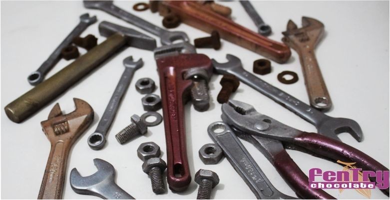 Tools Chocolate